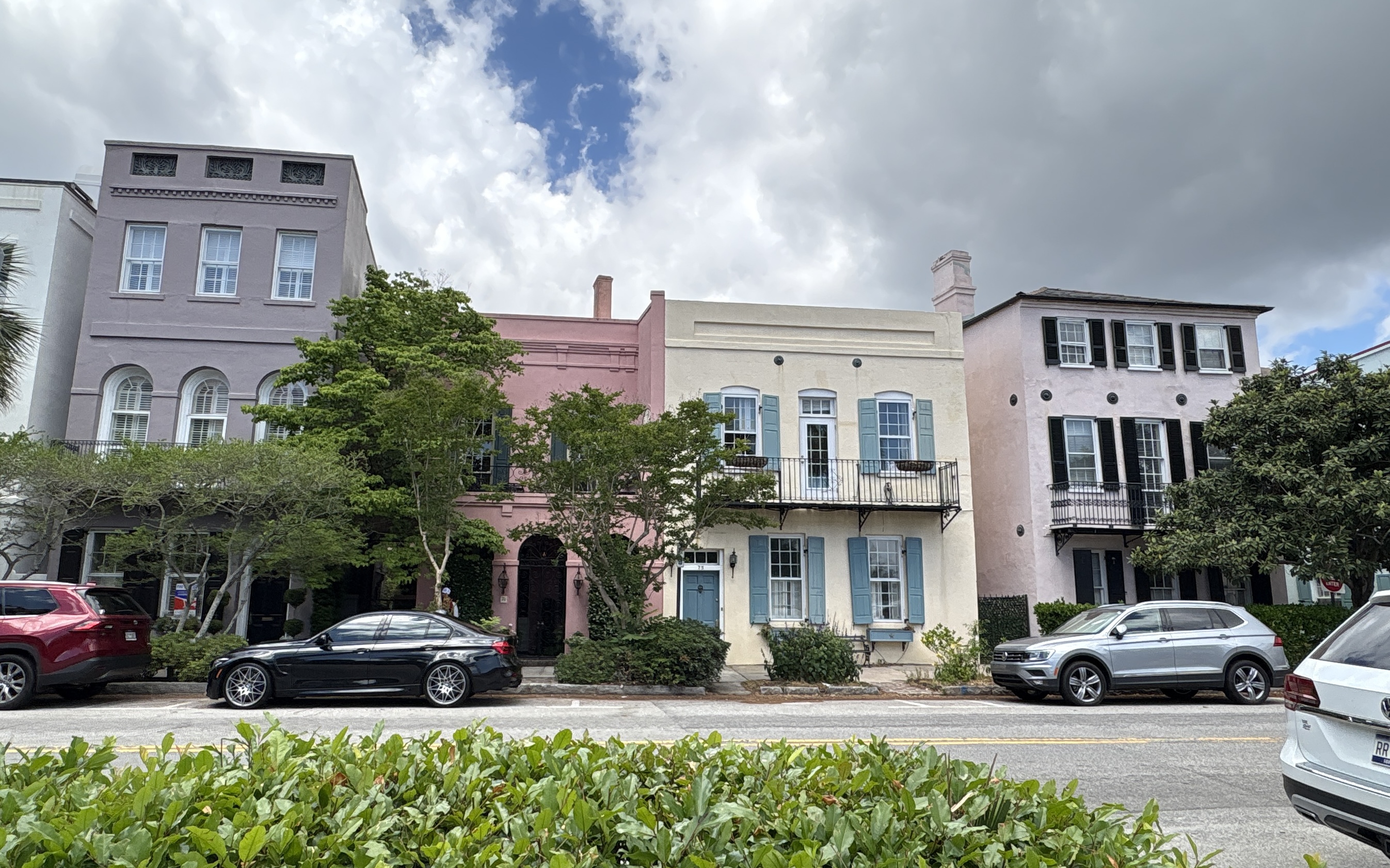 Charleston_SC/RainbowRow.JPG